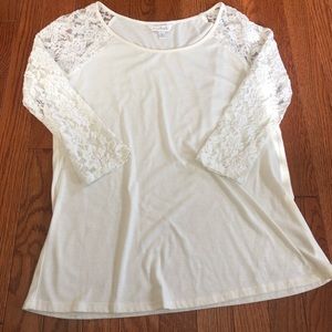 Charming Charlie | Lace Sleeve Top